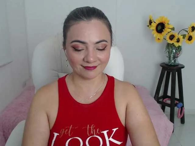 ana-milf on BongaCams 