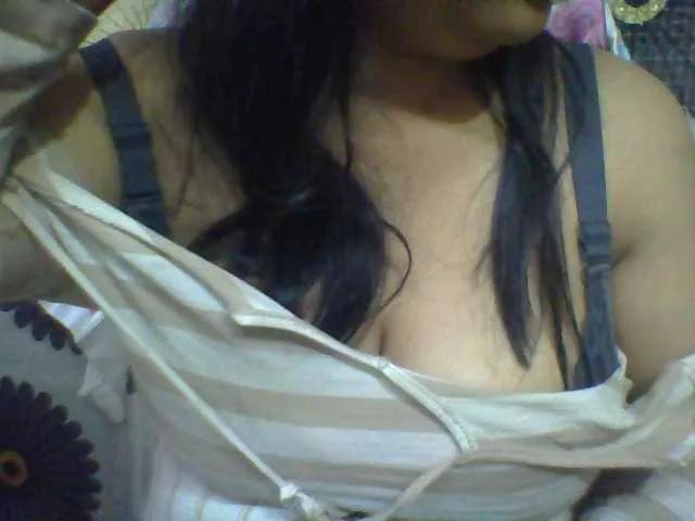 babyhornyx on BongaCams 