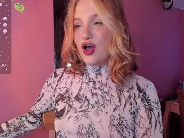 CarolineLovers on BongaCams