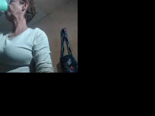 Isabellawomder — Freechat on BongaCams