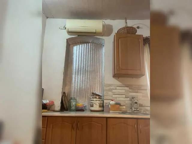 Ju--lia on BongaCams 