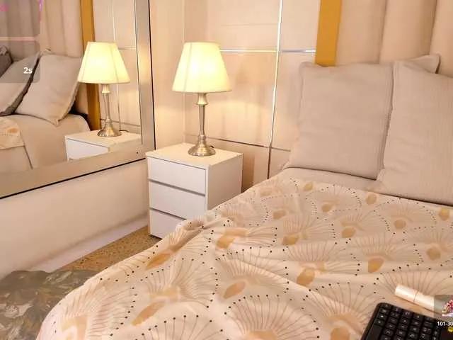 MaddieParker — I love fun, daring, sincere and talkative people, do you like to be daring? You are in the right place 