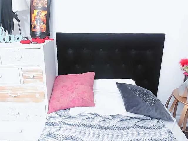 MarinaDirty — I enjoy oralsex, giving and receiving is what i like to do. Facesitting and 69 are my favourite.