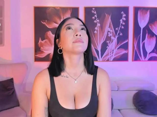 RossieRhoades on BongaCams 