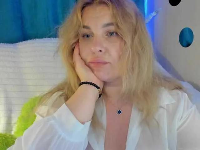 SallyNex4u on BongaCams 