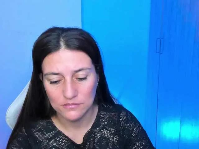 Saskyaajohnson on BongaCams 