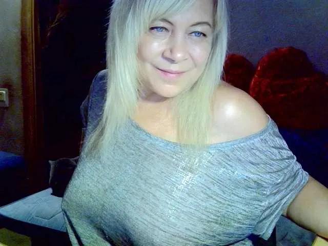 Savan35na on BongaCams 