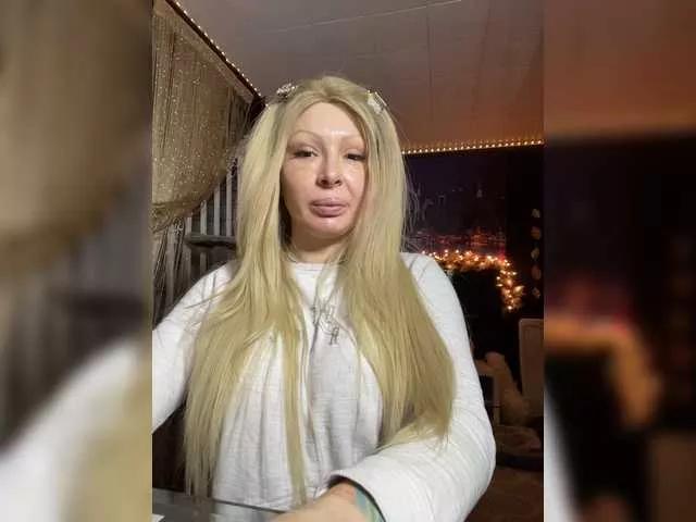 sunnywhite on BongaCams 