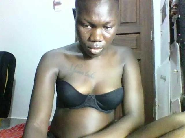 Sweetchocolate on BongaCams 