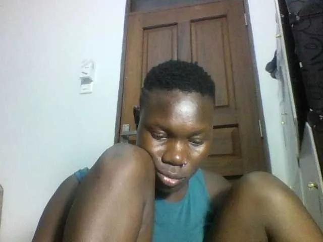 Sweetchocolate on BongaCams 