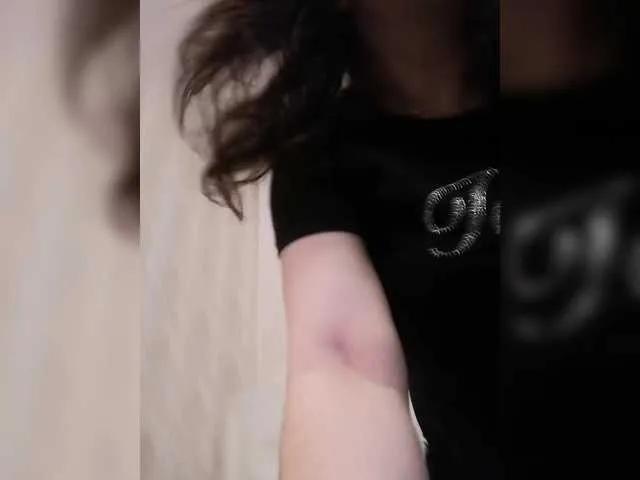 SweetDimond5 on BongaCams 