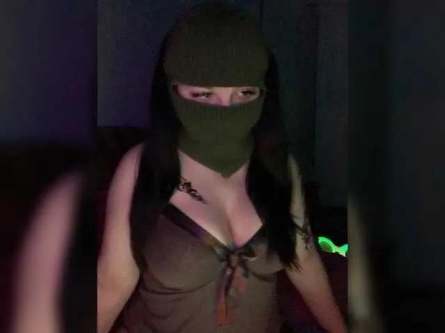 ZetaJones on BongaCams