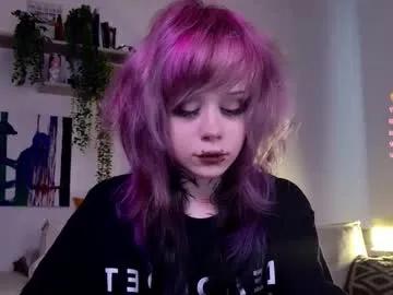 _lollyshy_ on Chaturbate 