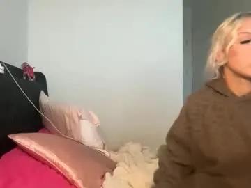 alexajefferies — wet shirt ;) #18 #innocent #brunette [1081 tokens remaining]