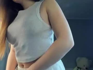bellidream — Goal:  add more oil on my tits :) Hi guys, I'm Bella  #new  #shy  #bigboobs #18 #teen [330 tokens remaining]