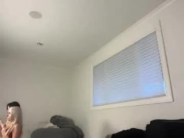 brookepatterson — shorts offfff #finallyback #blonde #feet #new #gymnastastics [789 tokens remaining]