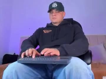 dennis_munera — GOAL: Show Cum [1000 tokens left] #lovense #muscle #cum #findom #feet