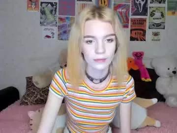 elly_milas on Chaturbate 