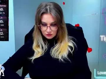 evelyne_rose on Chaturbate 