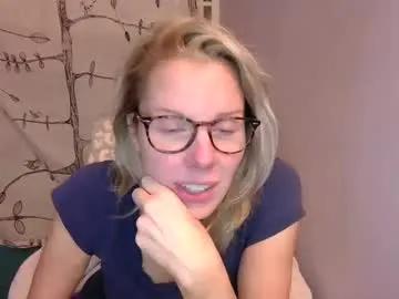 holly_bourbon on Chaturbate 