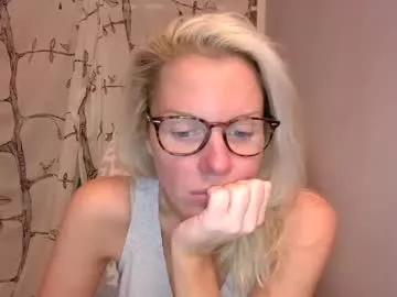holly_bourbon on Chaturbate 