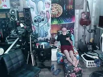 kiveuxmakeu — Kiveuxmakeu's room #french #karaoke #uncut #softcock  *** I sing for you on weekdays. 1pm to 4pm ***:)