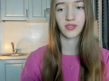 leslie_my_lovee — Goal: take off my t shirt #blonde #nonude #teen #sissy #mistress #cfnm