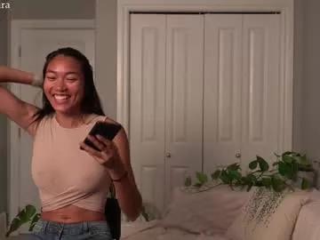 littlemiss_kira on Chaturbate