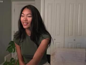 littlemiss_kira on Chaturbate