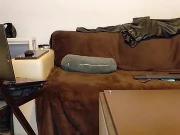 master_roberto333 — Steps to get my attention: 1. follow me on X (check my bio) ; 2. send tribute. #cashmaster #leather #smoke #findom #feet #socks