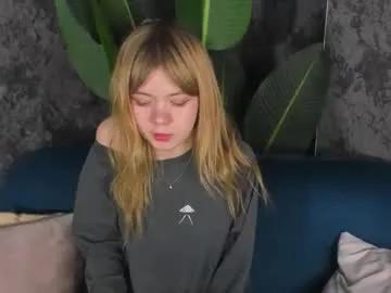 mia_liwis — GOAL: lick lips close to camera [0 tokens remaining] Welcome to my room! #18 #daddysgirl #new #lovense #german