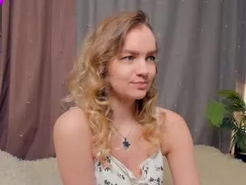 moon_puzzles — GOAL: Make me jump ^^ [25 tokens remaining] Will you play with me? Im very horny  #18 #skinny #feet #bigboobs #teen