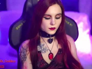 nelle_ on Chaturbate 