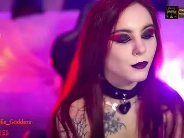 nelle_ on Chaturbate 