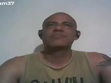 retlam37 — Retlam37's room #bigcock #bigdick #latino #master #smoke