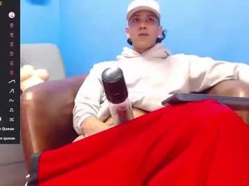 robert_kingg — Current Goal: first cum today at 999 tokens -- Next Goal: cum #2 -- pump to play with my dick  #bigcock #cum #lovense #hairy #young