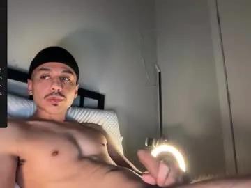 xmomentumx on Chaturbate 