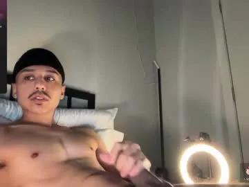 xmomentumx on Chaturbate 