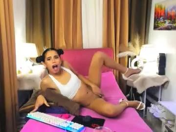 yanna_faulkerson on Chaturbate 