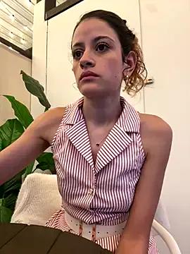 alana15 — NAKED DILDO RIDE