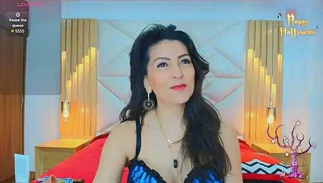 allie_pearl on StripChat 