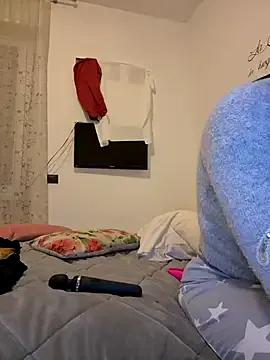 amalia202555 — I suck his cock while he sleeps