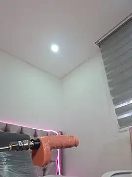 Anal_Luucia on StripChat 