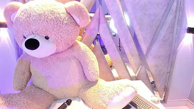 Annie9_ on StripChat 