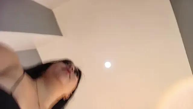 Annie9_ on StripChat 