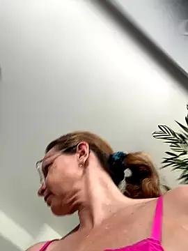 AnnikaRose on StripChat 