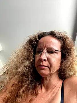 AnnikaRose on StripChat 