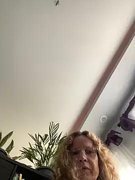 AnnikaRose on StripChat 