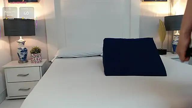 AriaSolen on StripChat 