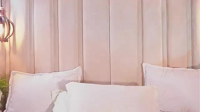 bonniekim_ on StripChat 